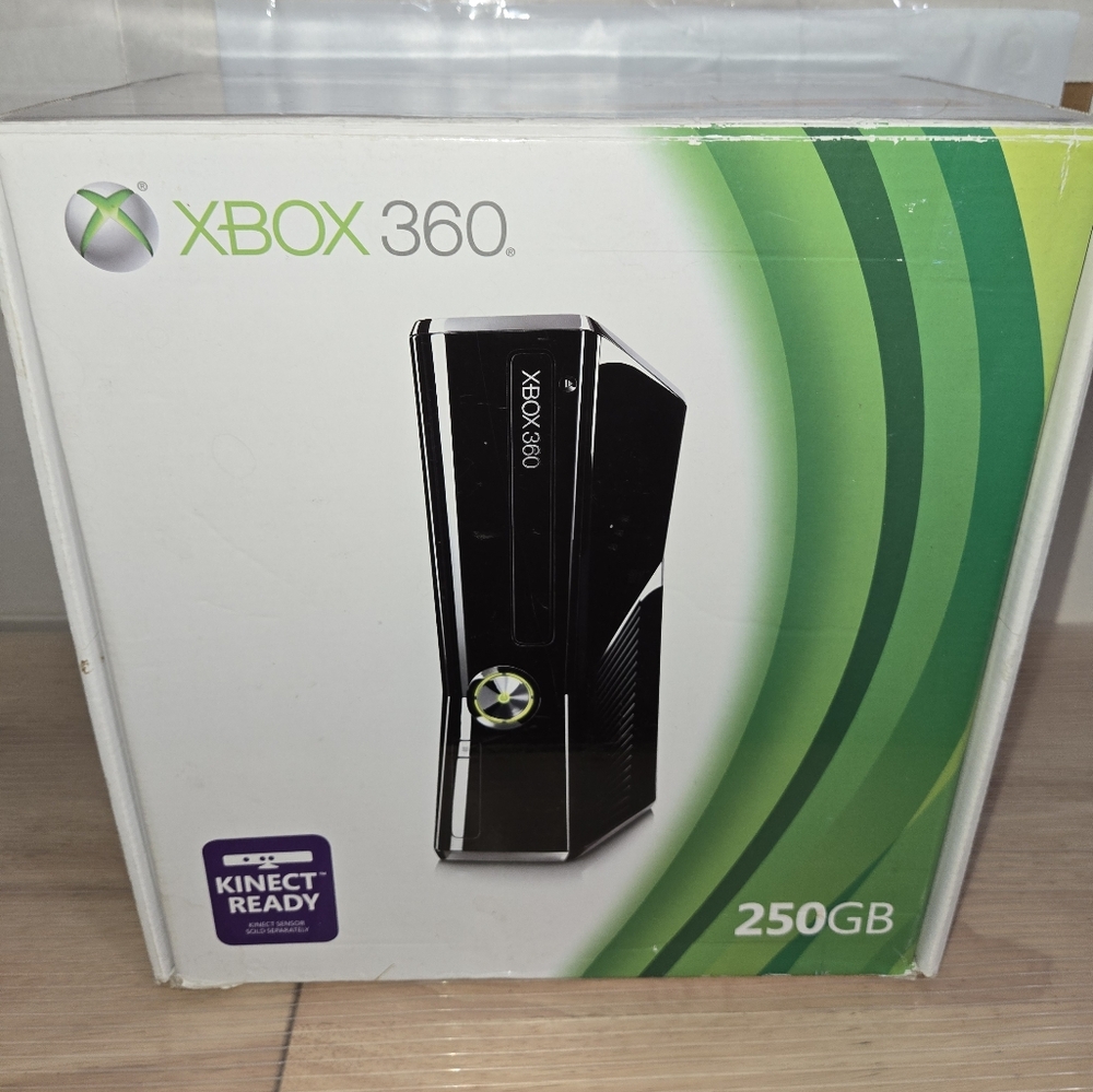 Xbox 360 250GB BOX ONLY NO CONSOLE